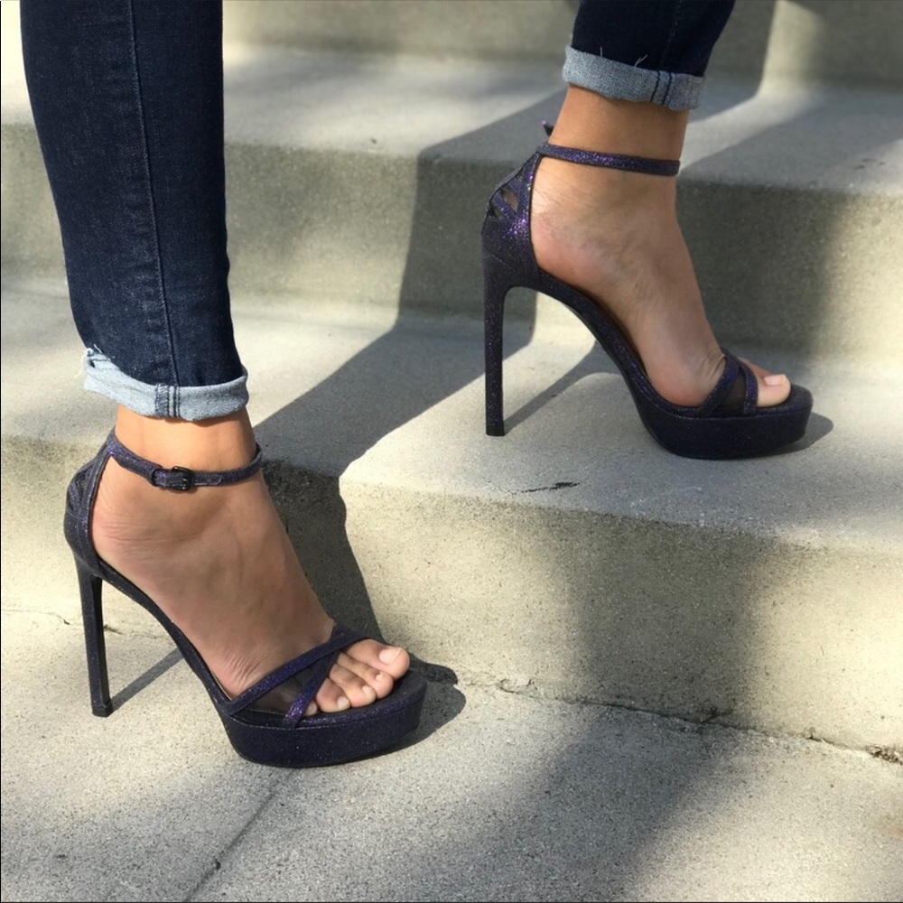 Stuart Weizmann nudist heels